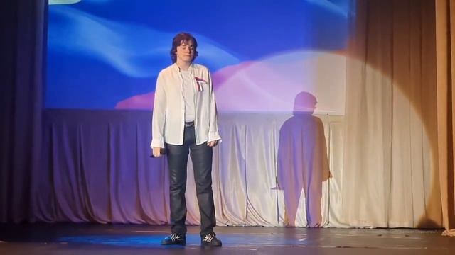 Выступление Харламова Макара на День России в поселке Сусанино.