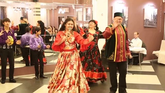 Цыганский театр “ ТЭРНЭ РОМА “  концерт  в кафе “ ЗАРИНА “