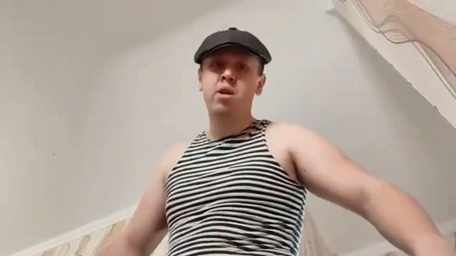 А Мороженое Чуть Не Забыл Держи