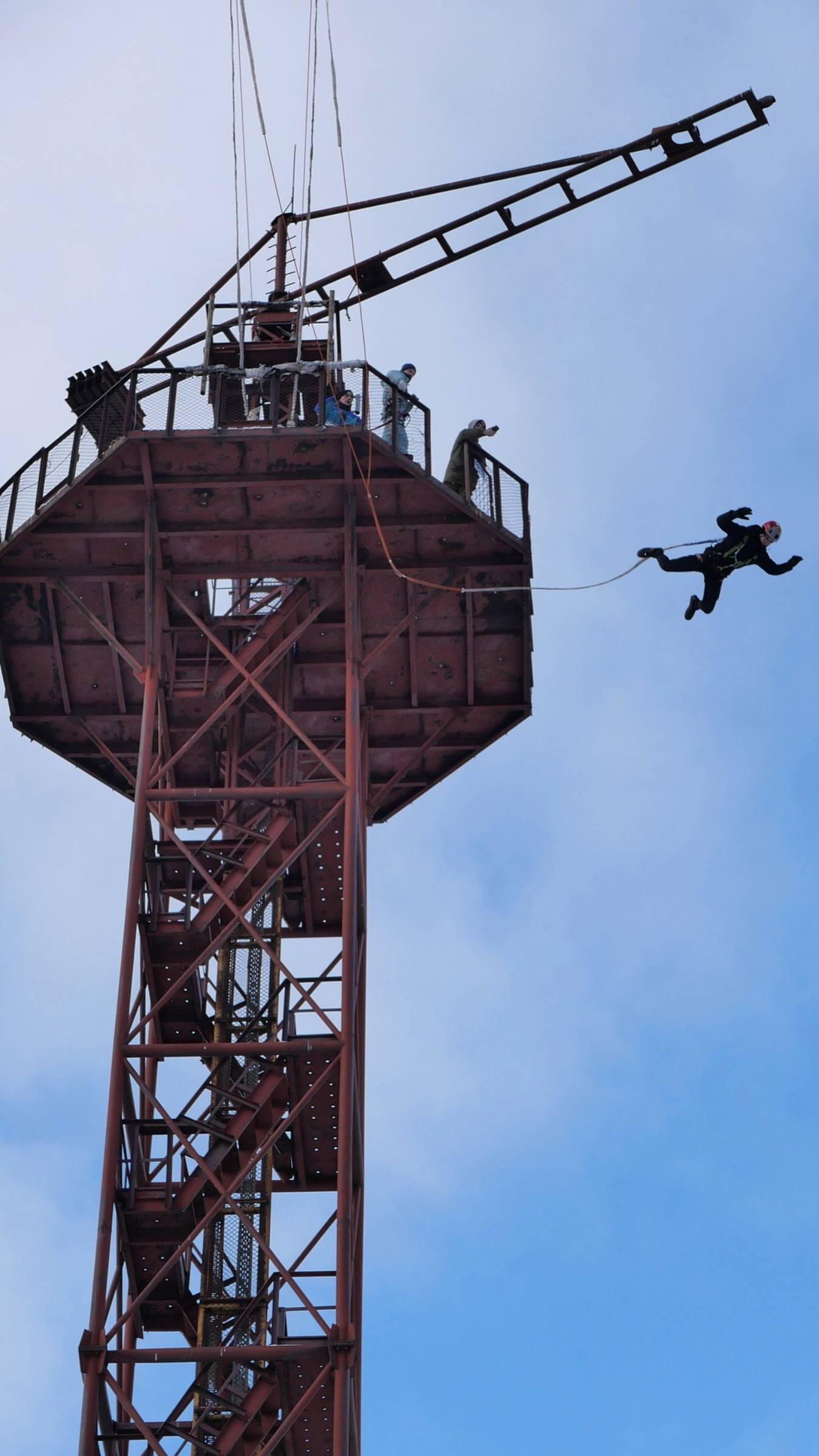 Роупджампинг, как проходит прыжок с вышки: Экстремальные развлечения Агентства Экстрима АХАА