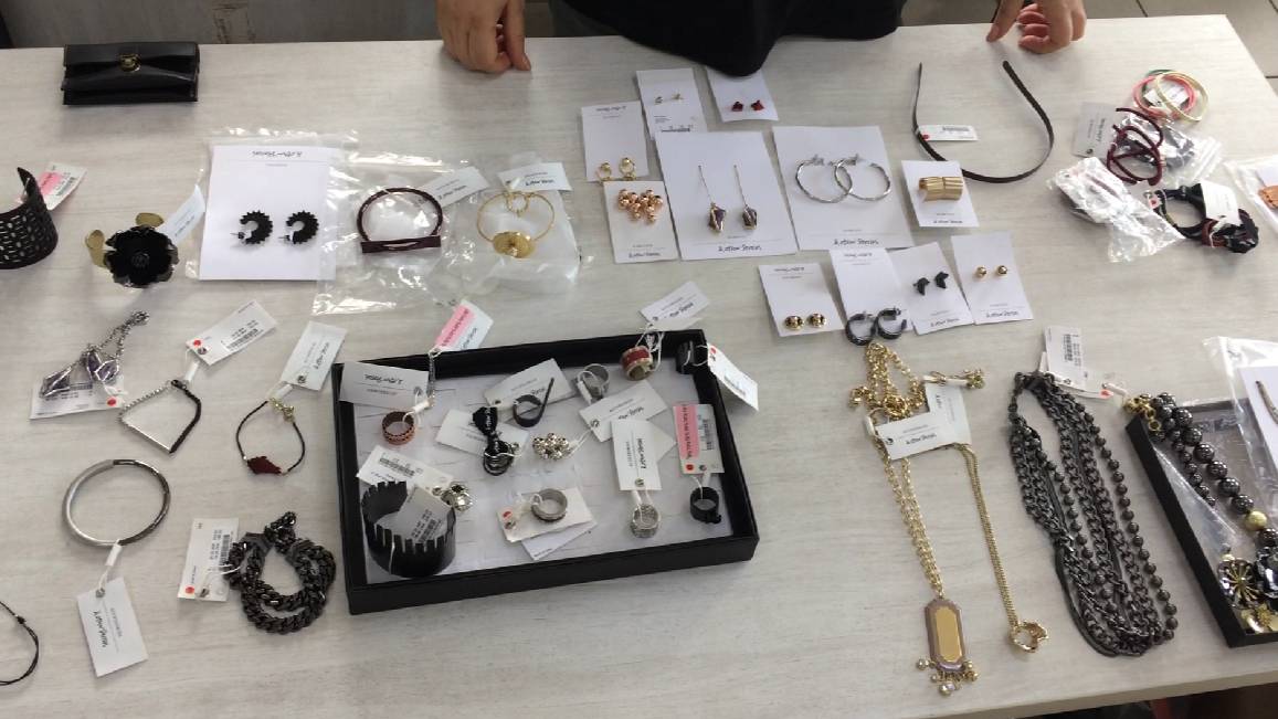 сти180. Бижутерия H&M сток