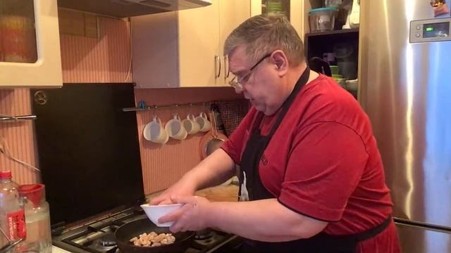 Рыба запеченная с овощами, сальса с креветками