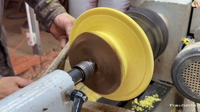 Техника и оборудование , токарный станок, обработка дерева