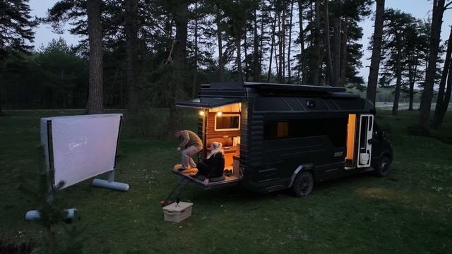 ATIK  КЕМПИНГ НА ТРЕЙЛЕРЕ С БАЛКОНОМ