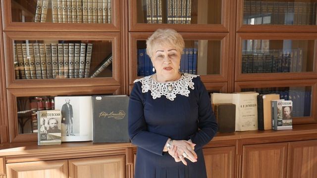 "Слово о Ф. М. Достоевском": главный библиотекарь Е. М. Мирошниченко.