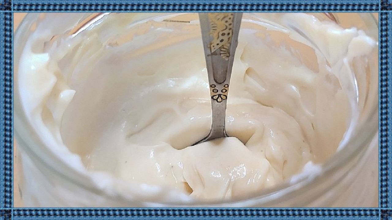 пару минут и МАЙОНЕЗ готов при помощи блендера