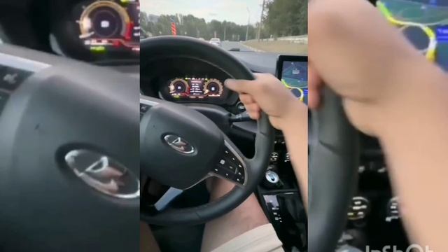 В Самаре на кольце Авроры Антонова-Овсеенко  ✍️✍️✍️👇👇👇