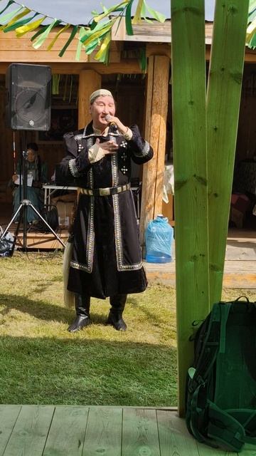 Григорий Петров поет на тусульгэ Хангаласского улуса Ысыах "Туймаады" 2025 #якутск #yakutsk #ysyakh