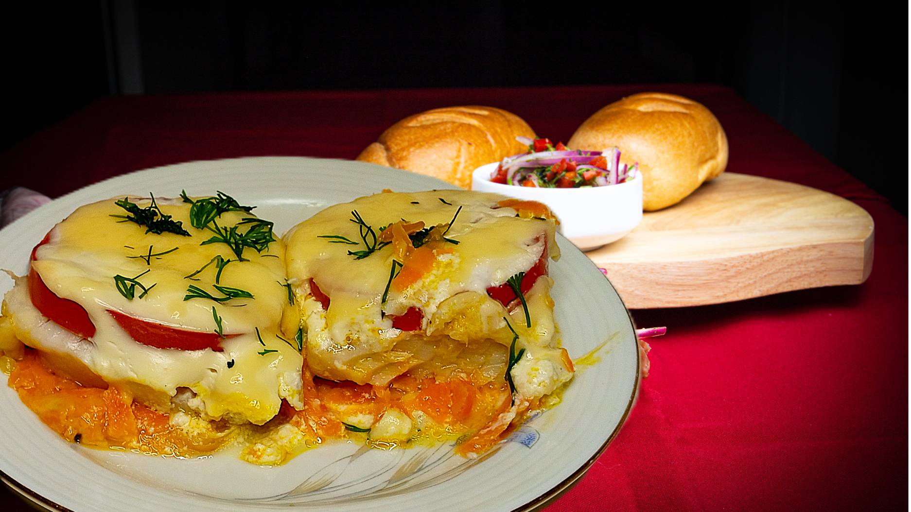 Филе минтая запеченное с овощами😋