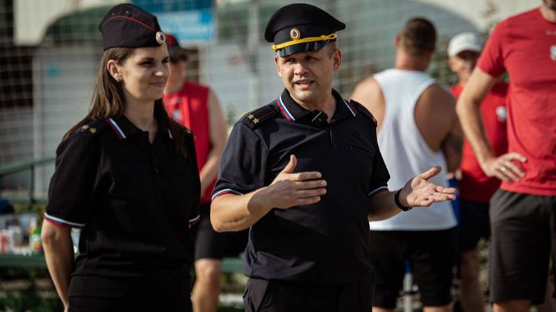 Белгородские полицейские провели «Зарядку со стражем порядка»