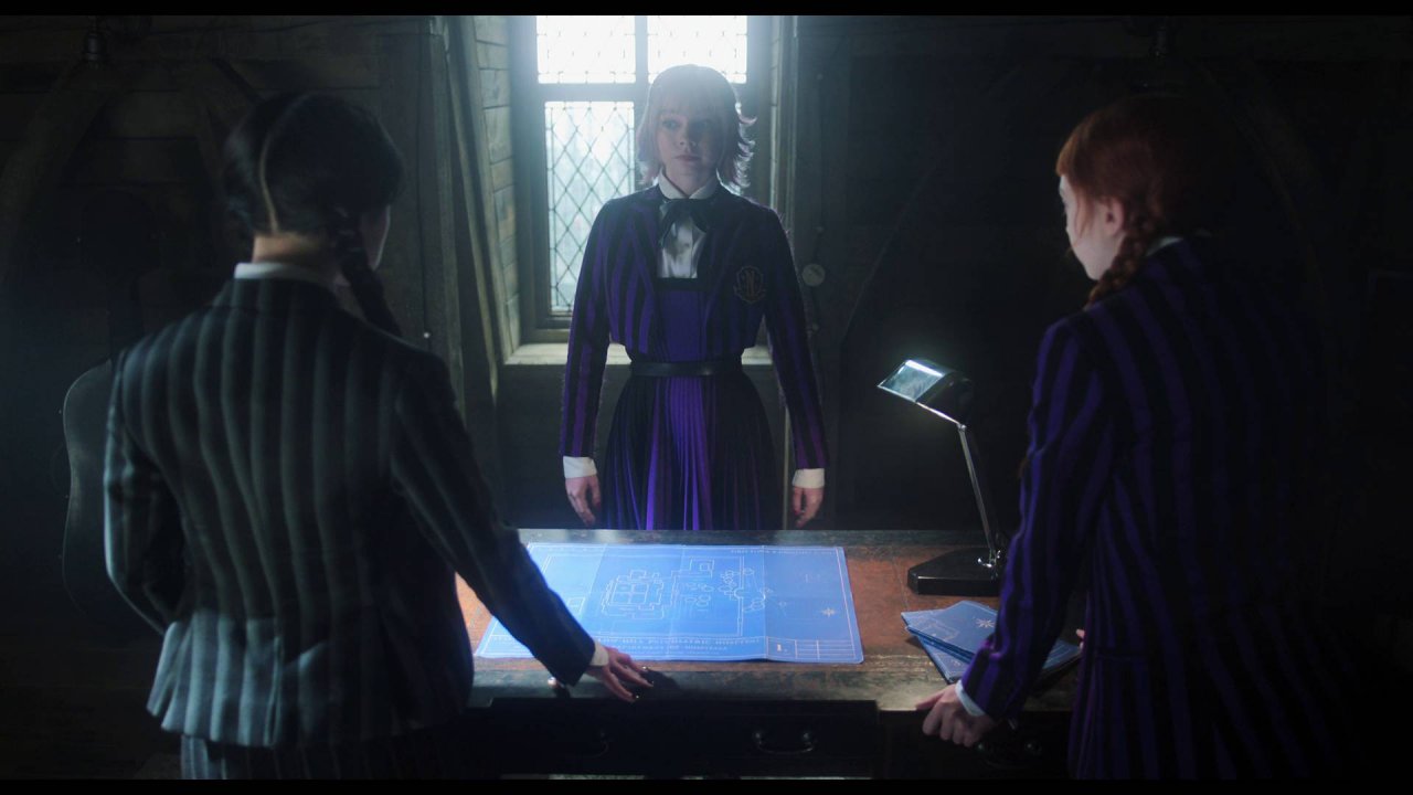 Уэнсдей Аддамс 2 сезон 4 серия Расследование приводит Уэнсдей в в Уиловхилл   Дядя решает помочь