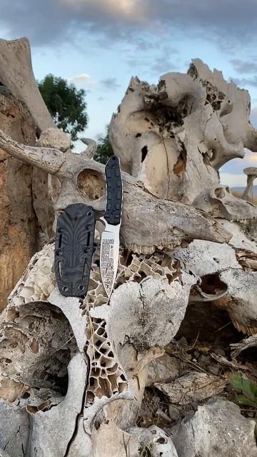 Туристический нож Aztec в стали D2 и ножнами из кайдекса от Kizlyar Supreme