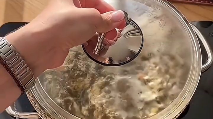 СУП с щавелем...🍲☘️🥫😋 Рецепт в описании ✍️