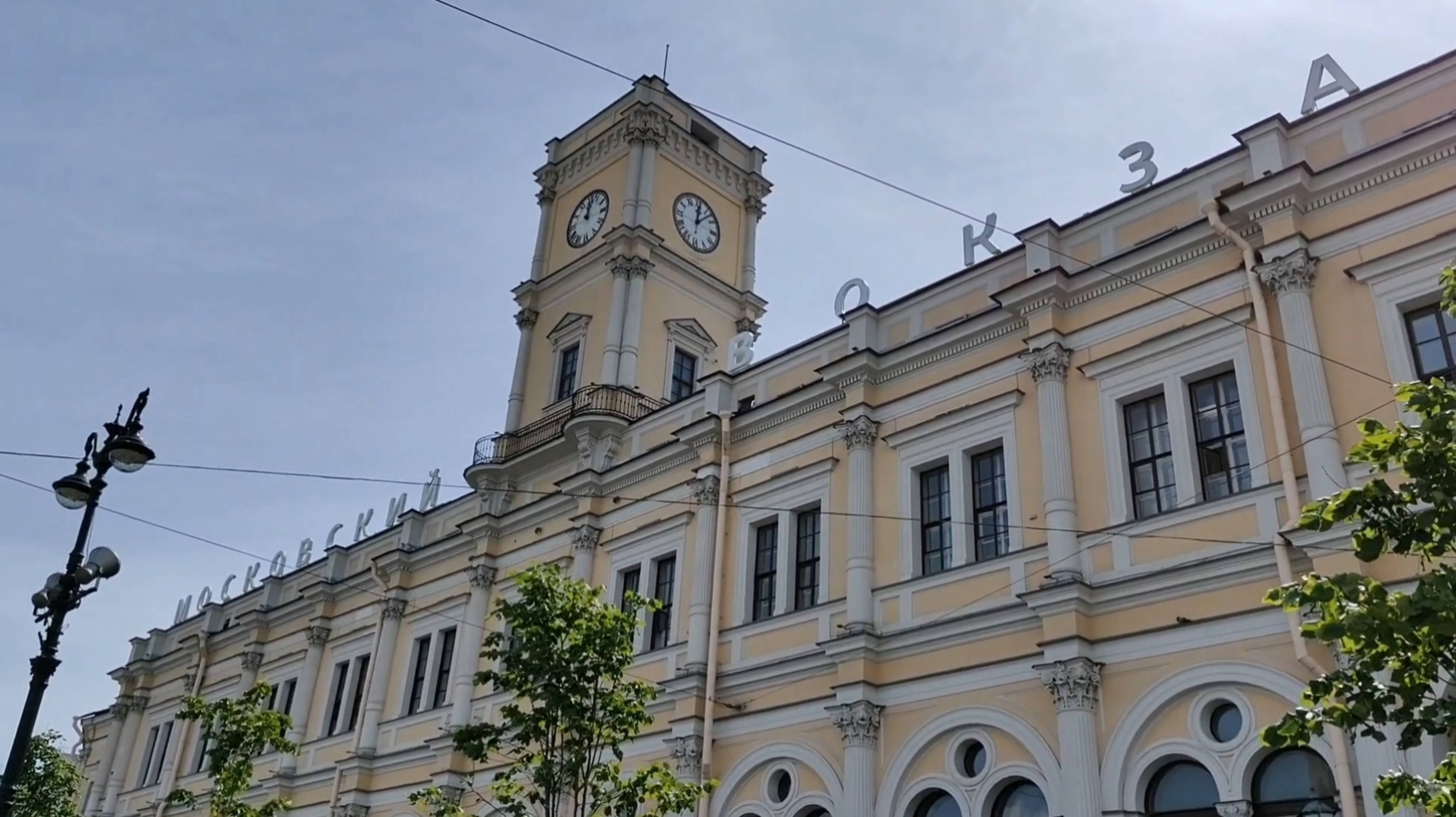 9 июля 2025 г. Санкт-Петербург. Завтрак у Вольчека и домой #питер #санктпетербург #булочнаявольчека