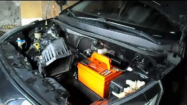 Как  заменить воздушный  фильтр на Хендай солярис,