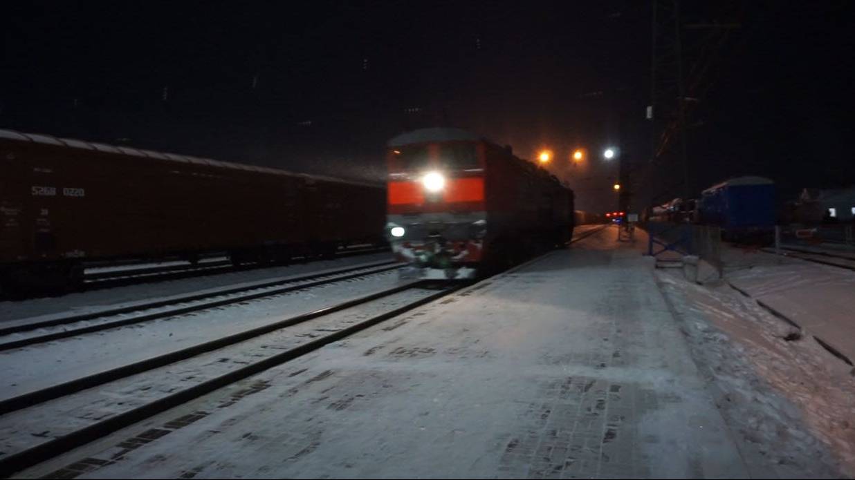 Тепловоз 2ТЭ10М-3389. Резервом. Звук 10Д100.