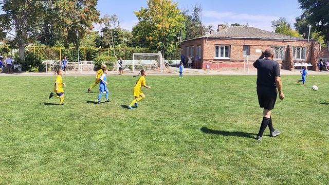 Первенство г. Таганрога по футболу. ЖФК "Ростов" (2017) - ФК "Кудесник мяча"(2018) 9:0 23.08.2025