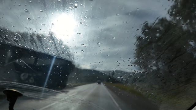 Отдых 2025. Едем в гости к сыну. Благодаря дождю попали в красивый город Сатка