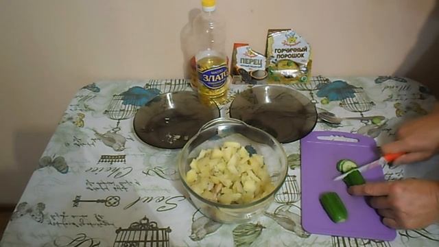 Салат из груздей с картофелем