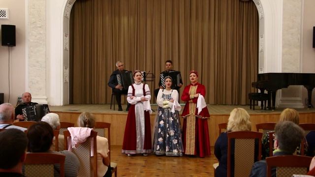 Ансамбль солистов «Русские узоры» - «Черёмуха»