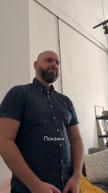 Когда почистил диван, а он... НЕ СЕРЫЙ!