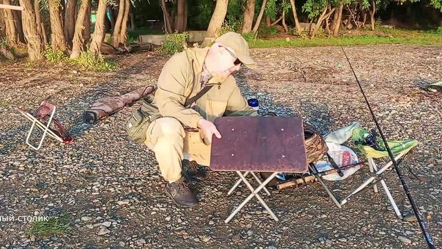 Делаем себе походный столик за пару минут!!! Это очень просто!!!