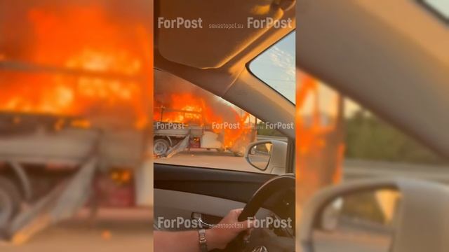 В Севастополе горит Газель на 10 км Балаклавского шоссе