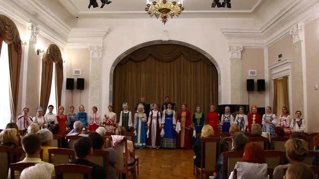 Ансамбль солистов «Русские узоры» - «Летел голубь»