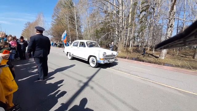 Автомобили СССР военная бронетехника и раритетные иностранные,