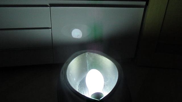 Светский уличный светильник РКУ01-250-011-У-1 зажигаю лампу ДРЛ 250Вт Е40