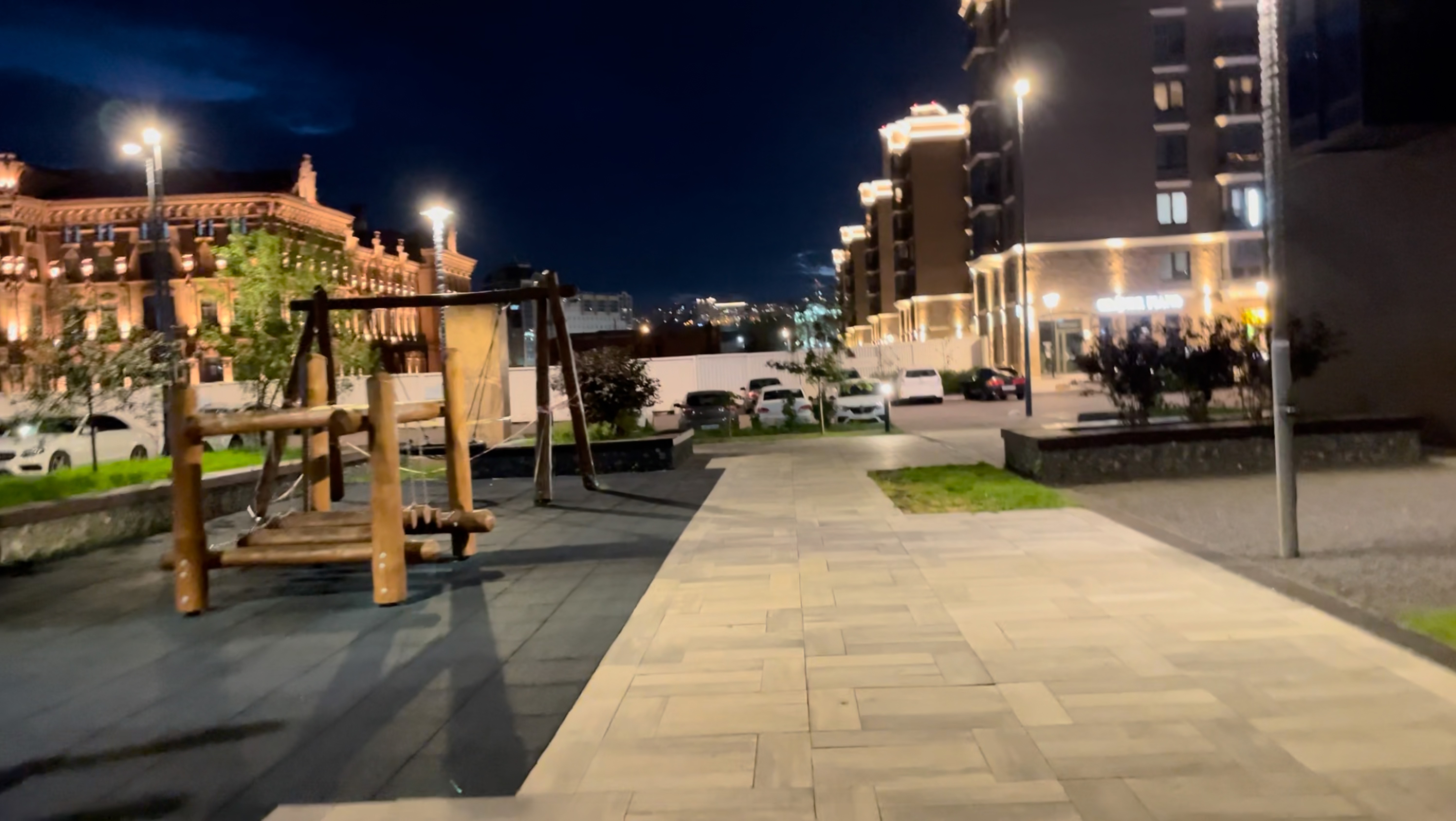 Вечерний Красноярск. Красивая улица города. Эпизод 10