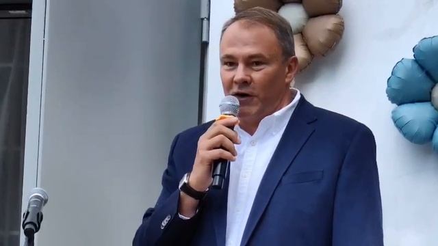 Петр Толстой  поздравил московских школьников с Днем знаний