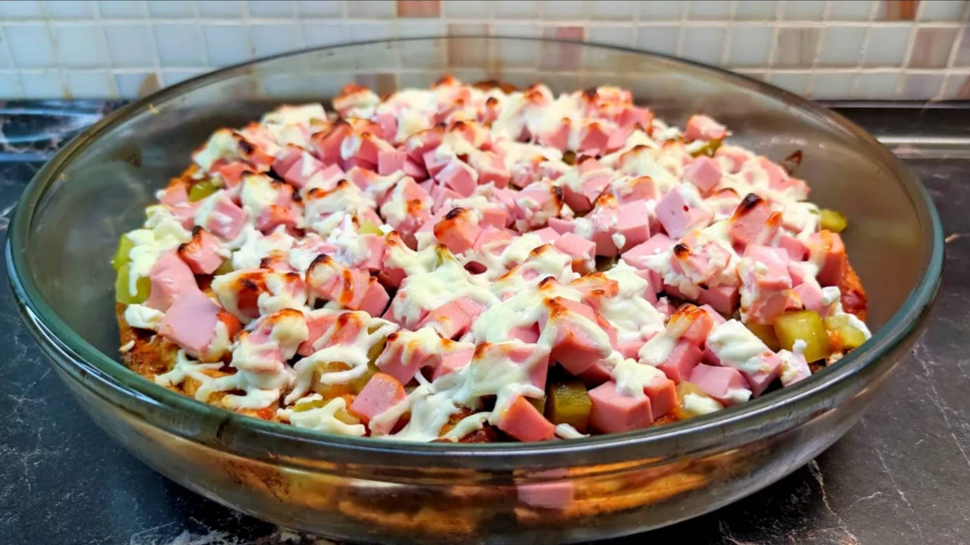 Не хуже обычной пиццы. Вкусно и просто. Рецепт пиццы без теста.