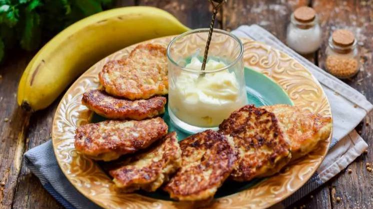 Овсяные оладьи с бананом.