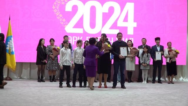 В ЦЕНТРЕ ВНИМАНИЯ ГОД СЕМЬИ ЗАЛ ПРАВИТЕЛЬСТВА 07 02 2024