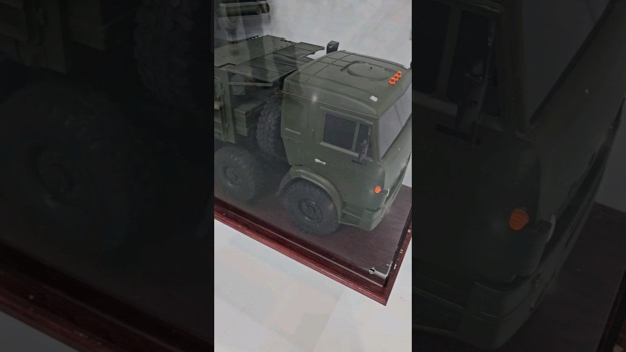 Большая модель Камаза 1/12