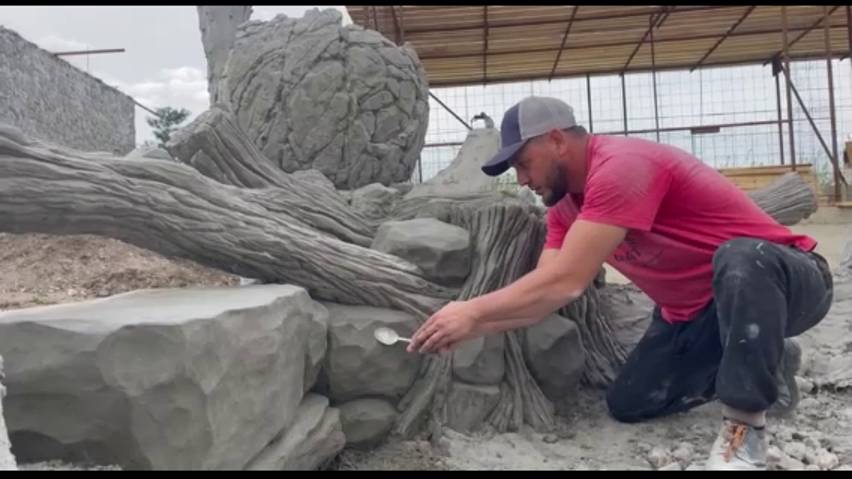 оформление цветников. скульптура мастер Эльдар Асанов.