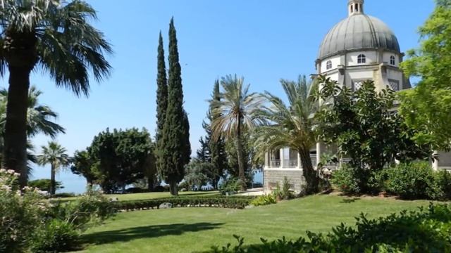 О море, море...  Игорь Двуреченский. _Храм у моря_.