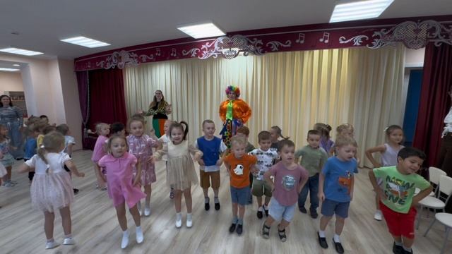 Музыкальный досуг "Встреча друзей" 09.09.2025 Группа "Мармеладки", "Леденцы", "Ириски"