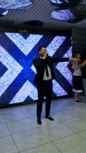 "И я пою что потерял тебя" Александр Луценко поет на свадьбе Вики и Айтала 16.08.2025 г.