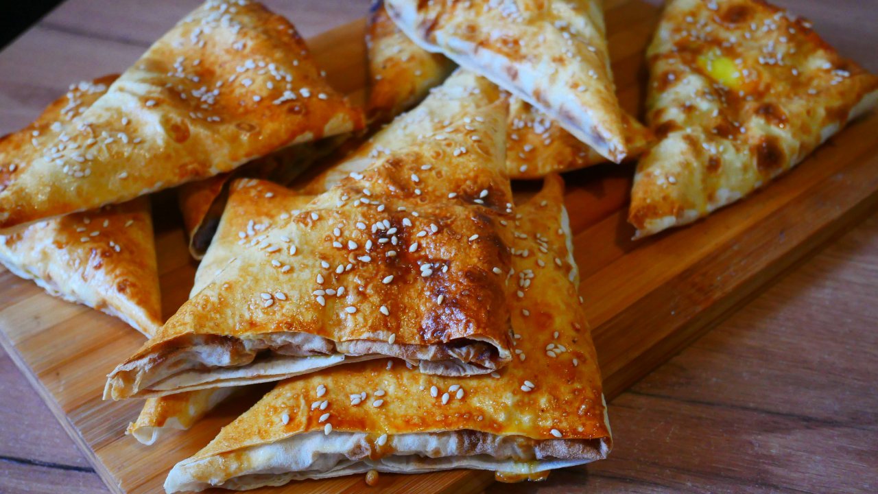 Ленивые пирожки из лаваша – секрет моей свекрови! Вся семья в восторге!