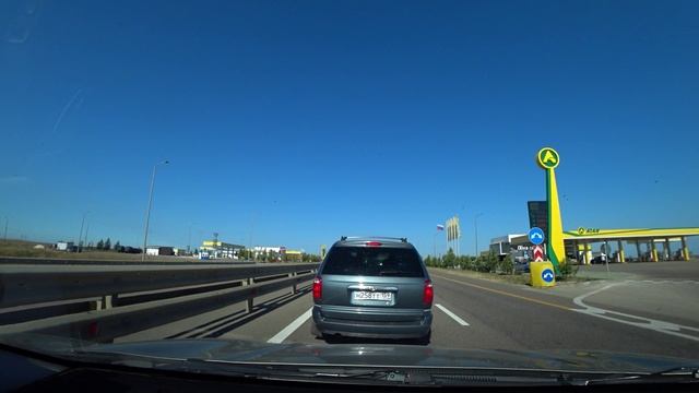 На машине из Утеса до Нальчика. Трасса Таврида. Пробки как всегда.