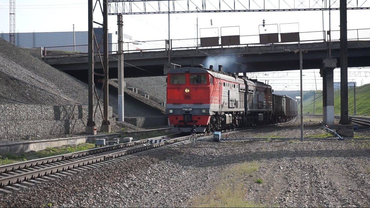 Тепловоз 2ТЭ10М-3389