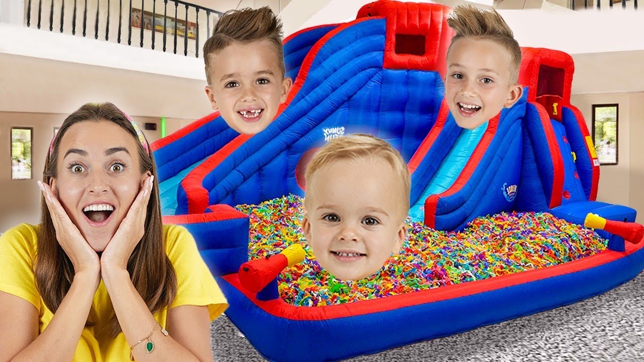 Крис превращает Дом в батутный парк | Дети развивают творческие способности и воображение!