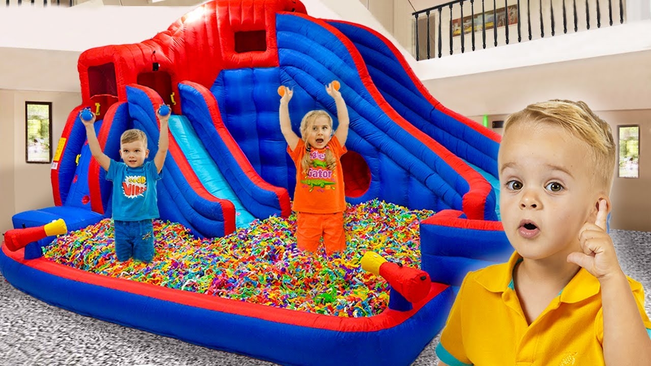 Крис превращает Дом в батутный парк | Дети развивают творческие способности! Видео от Влада и Ники!