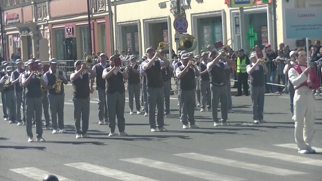 Дефиле Самарского концертного оркестра. "Самара - городок".