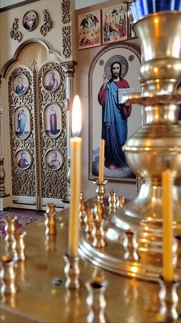 свеча в храме