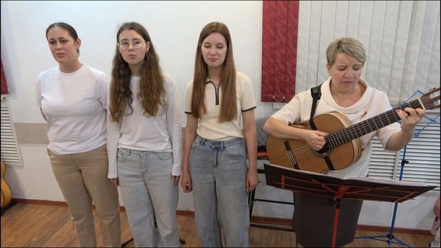 03 Космическая колыбельная - Наталья Баязитова, ансамбль Каприс, Леонида Богомолова