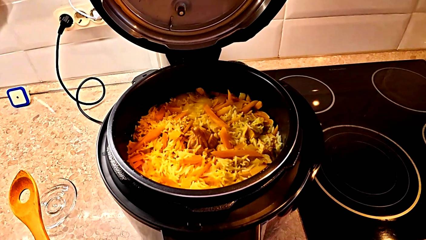 Кулинарная медитация. Диетический плов из индейки в мультиварке-скороварке.