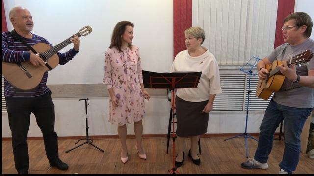 12 МЫ с тобой давно уже не те - КСП Колесо